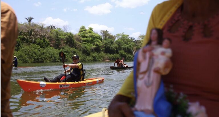 DEMERVAL LOBÃO/PI: REGATA DE CANOAS E PROCISSÃO FLUVIAL REÚNEM FÉ, ESPORTE E TRADIÇÃO NO RIO POTI