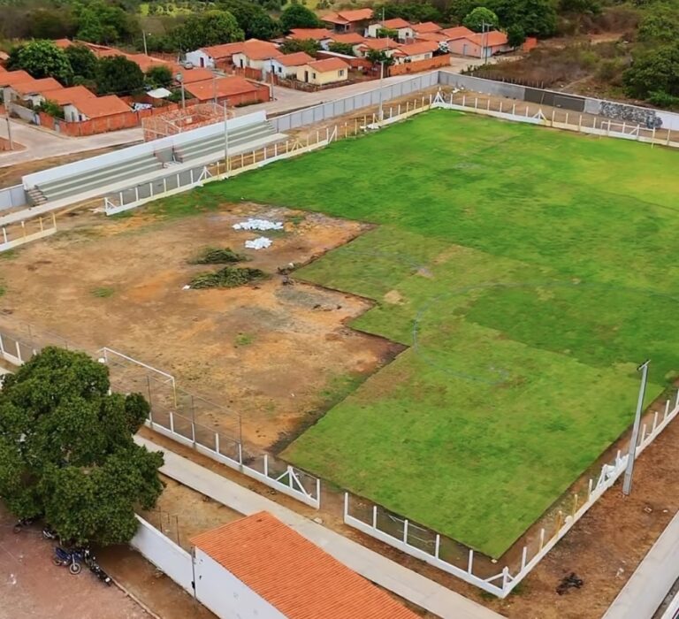 LAGOA DE SÃO FRANCISCO/PI: REFORMA DO ESTÁDIO NONATO MIGUEL AVANÇA E GANHA NOVA ESTRUTURA PARA O ESPORTE