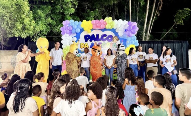 ANTÔNIO ALMEIDA/PI: PREFEITURA PROMOVE NOITE DE DIVERSÃO E ALEGRIA EM COMEMORAÇÃO AO DIA DAS CRIANÇAS